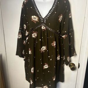 Entro Olive Floral Dress